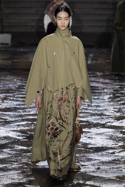 Look 84